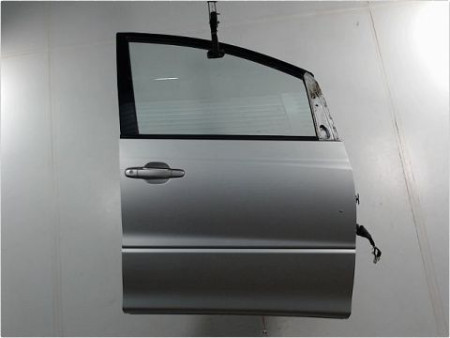 PORTE AVANT DROIT TOYOTA PREVIA