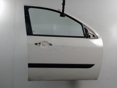PORTE AVANT DROIT FORD FOCUS