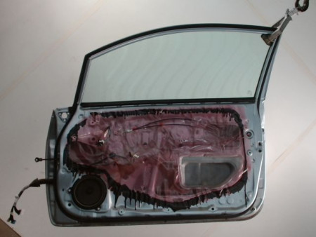 PORTE AVANT DROIT TOYOTA AURIS