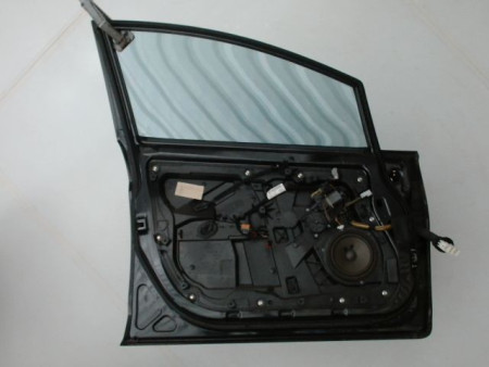 PORTE AVANT GAUCHE FORD FIESTA