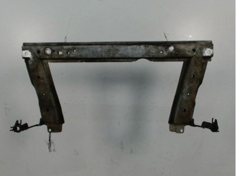 TRAVERSE INFERIEURE ARMATURE AVANT RENAULT MEGANE