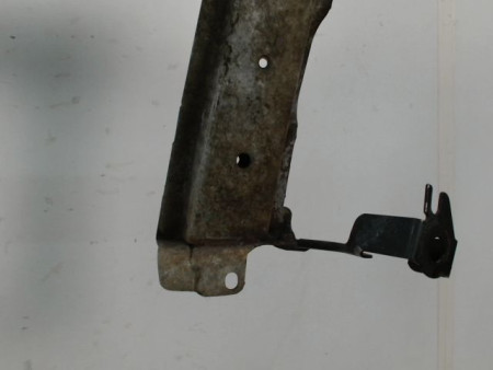 TRAVERSE INFERIEURE ARMATURE AVANT RENAULT MEGANE