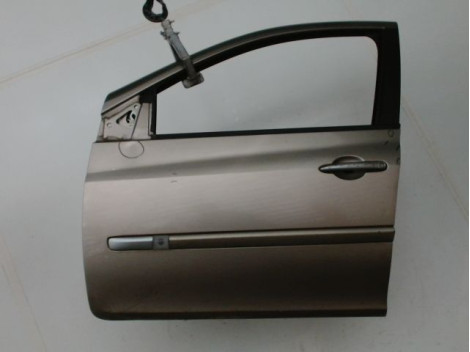PORTE AVANT GAUCHE RENAULT CLIO
