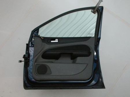 PORTE AVANT DROIT FORD FOCUS