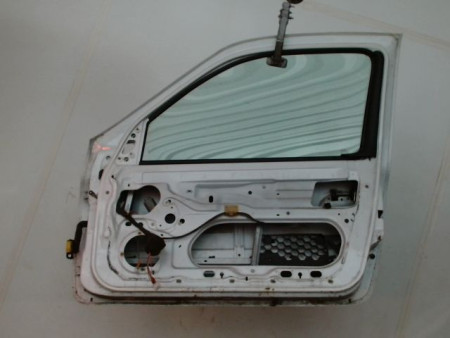 PORTE AVANT DROIT RENAULT CLIO