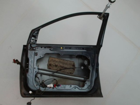 PORTE AVANT DROIT FORD FOCUS