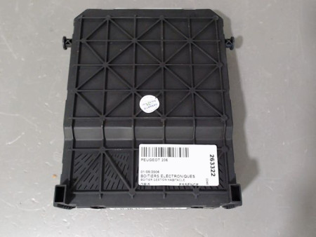 BOITIER GESTION HABITACLE PEUGEOT 206