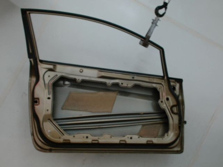 PORTE AVANT GAUCHE FORD FIESTA