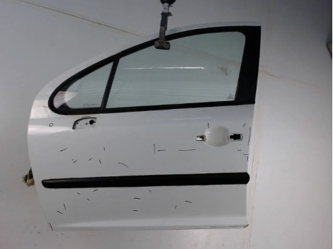 PORTE AVANT GAUCHE PEUGEOT 207