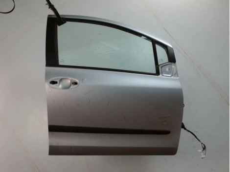 PORTE AVANT DROIT TOYOTA YARIS
