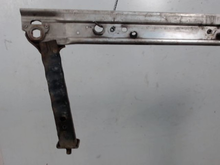 TRAVERSE INFERIEURE ARMATURE AVANT RENAULT MEGANE