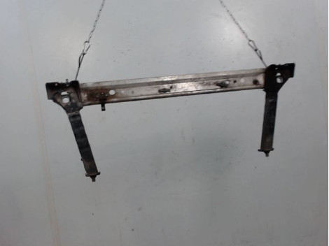 TRAVERSE INFERIEURE ARMATURE AVANT RENAULT MEGANE