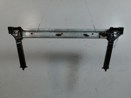 TRAVERSE INFERIEURE ARMATURE AVANT RENAULT MEGANE