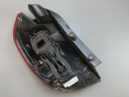 FEU ARRIERE DROIT RENAULT MEGANE
