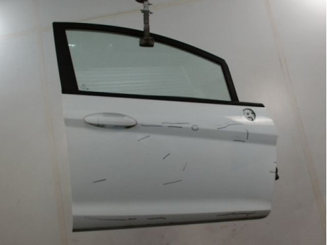 PORTE AVANT DROIT FORD FIESTA
