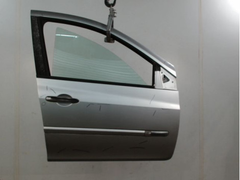 PORTE AVANT DROIT RENAULT CLIO
