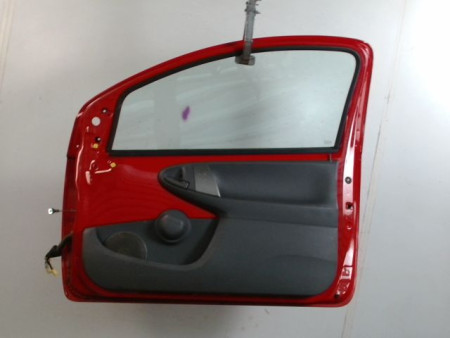 PORTE AVANT DROIT TOYOTA AYGO
