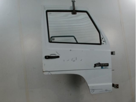 PORTE AVANT DROIT MERCEDES MB