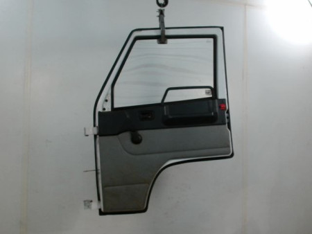 PORTE AVANT DROIT MERCEDES MB