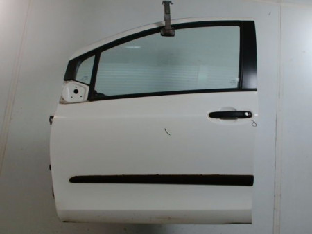 PORTE AVANT GAUCHE TOYOTA YARIS