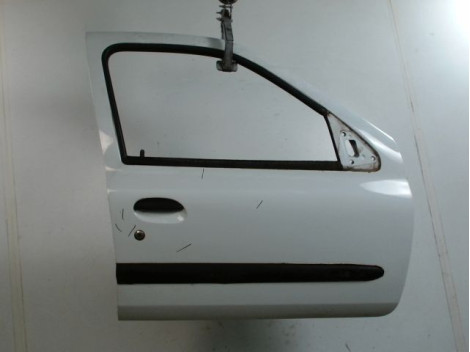 PORTE AVANT DROIT RENAULT CLIO