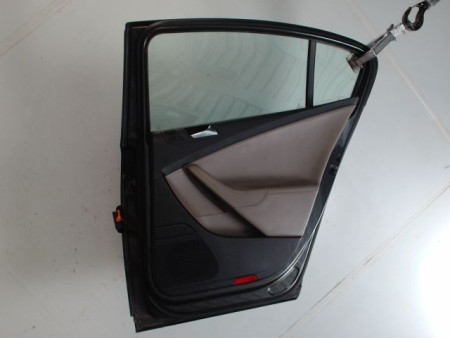 PORTE ARRIERE DROIT VOLKSWAGEN PASSAT