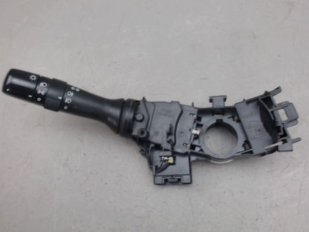 COMMANDE CLIGNOTANT TOYOTA YARIS