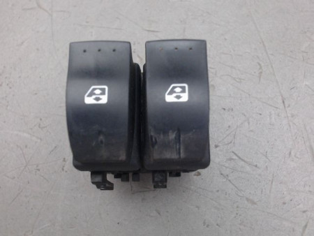 COMMANDE LEVE-GLACE PORTE AVG RENAULT CLIO