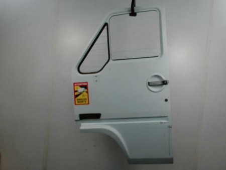 PORTE AVANT GAUCHE RENAULT B80