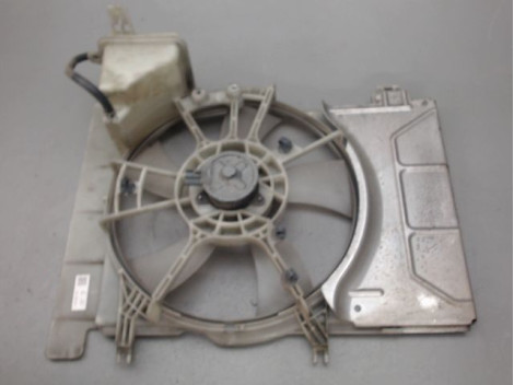 MOTEUR VENTILATEUR RADIATEUR TOYOTA YARIS