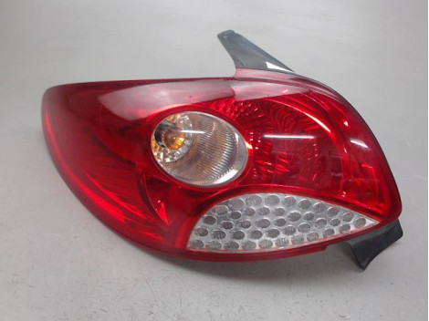 FEU ARRIERE GAUCHE  PEUGEOT 206