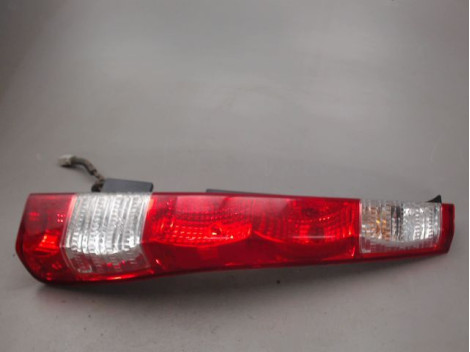 FEU ARRIERE DROIT HONDA CR-V