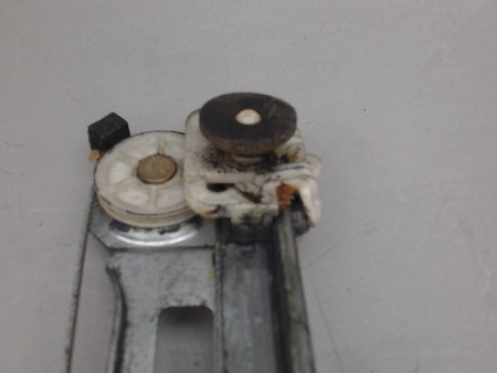 MECANISME LEVE-GLACE AVANT DROIT PEUGEOT 306