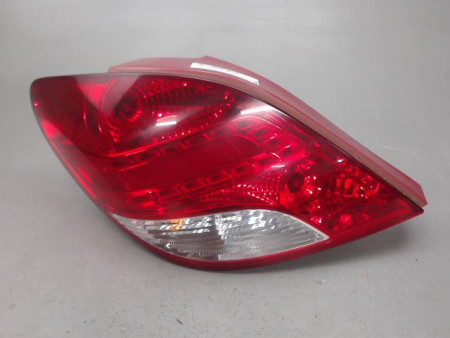 FEU ARRIERE GAUCHE  PEUGEOT 207