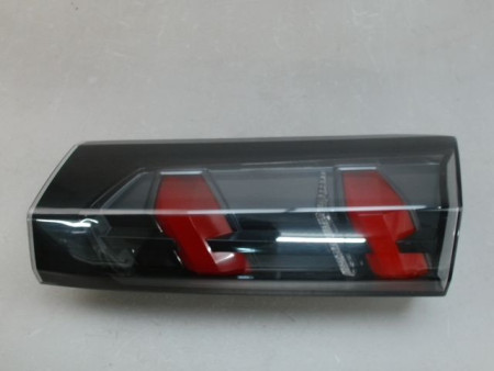 FEU ARRIERE INTERIEUR DROIT PEUGEOT 2008