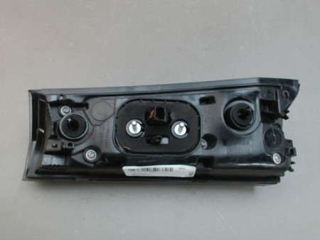 FEU ARRIERE INTERIEUR GAUCHE PEUGEOT 2008
