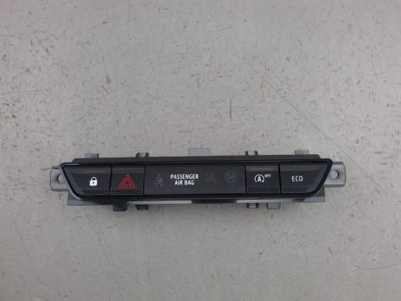 BOUTON DE WARNING DACIA SANDERO