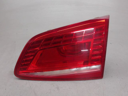 FEU ARRIERE INTERIEUR DROIT VOLKSWAGEN PASSAT