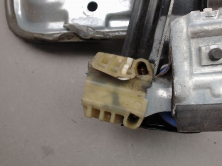 MECANISME LEVE-GLACE AVANT GAUCHE VOLKSWAGEN POLO