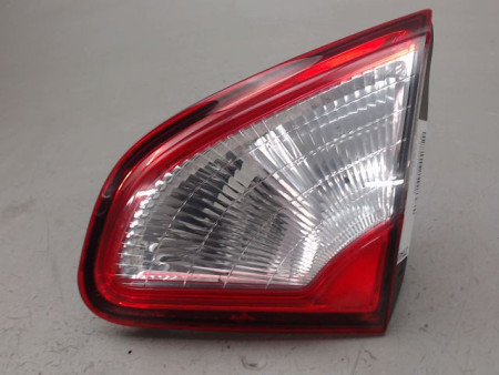 FEU ARRIERE INTERIEUR DROIT NISSAN QASHQAI