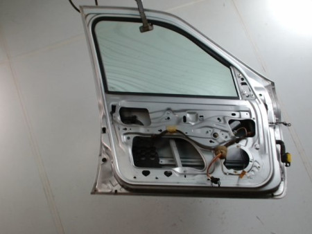 PORTE AVANT GAUCHE RENAULT CLIO