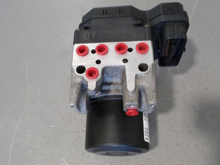 UNITE HYDRAULIQUE ABS TOYOTA RAV4