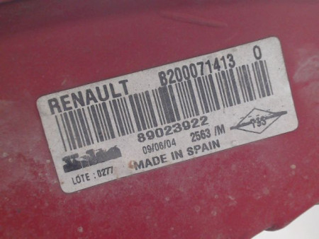 FEU ARRIERE GAUCHE  RENAULT CLIO