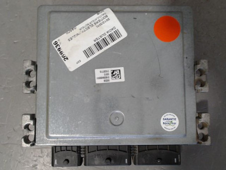 CALCULATEUR MOTEUR DACIA DUSTER