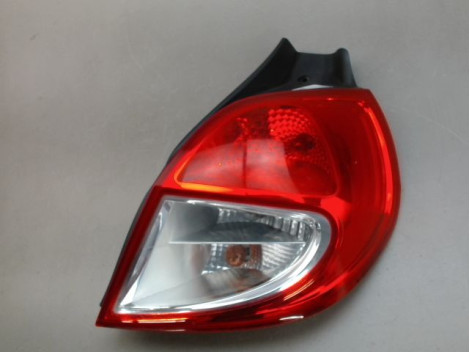 FEU ARRIERE DROIT RENAULT CLIO