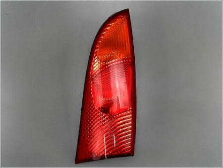 FEU ARRIERE DROIT FORD FOCUS COUPE 98-04