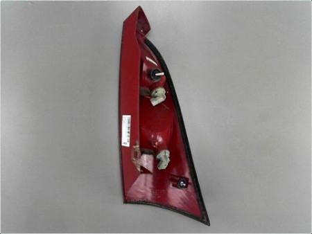 FEU ARRIERE DROIT FORD FOCUS COUPE 98-04