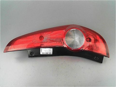 FEU ARRIERE DROIT OPEL AGILA (B) 08-14