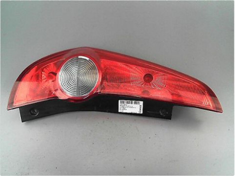 FEU ARRIERE GAUCHE  OPEL AGILA (B) 08-14