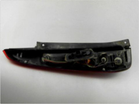 FEU ARRIERE DROIT FORD FIESTA 05-2008